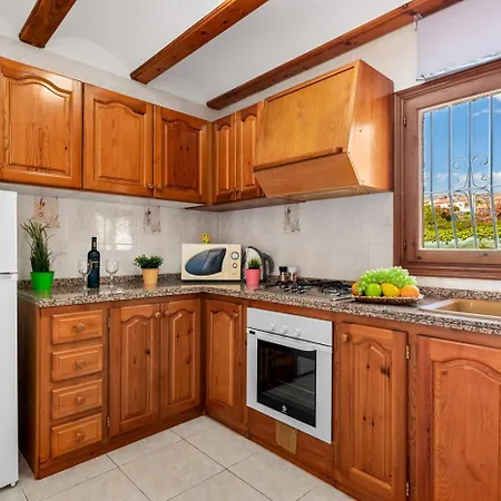 Agudin - Plusholidays Ifach