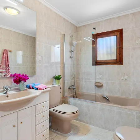 Agudin - Plusholidays Villa