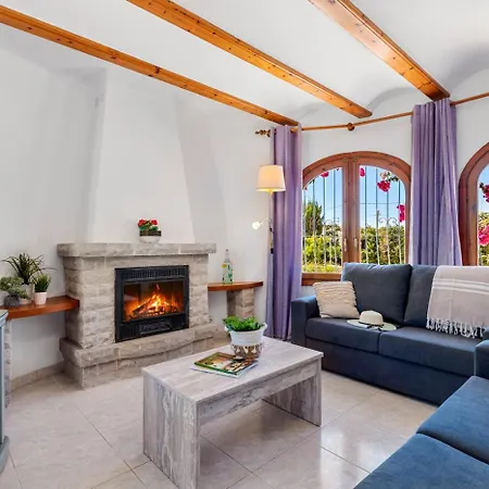 Agudin - Plusholidays Villa Ifach