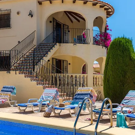 Agudin - Plusholidays * Ifach