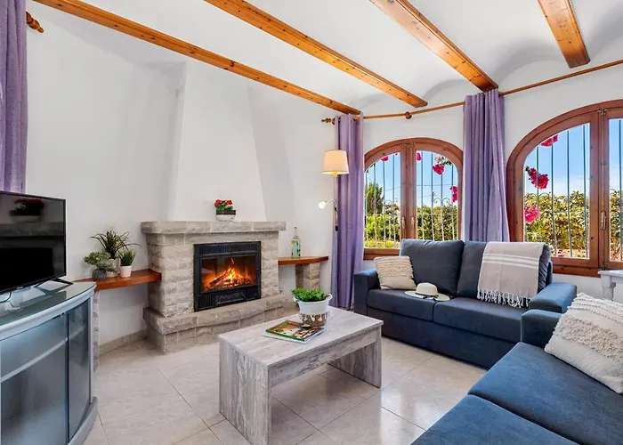 Agudin - Plusholidays Villa Ifach