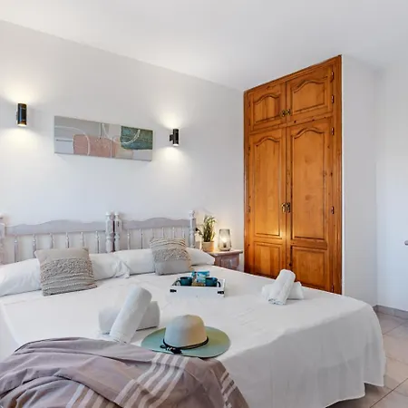 Agudin - Plusholidays