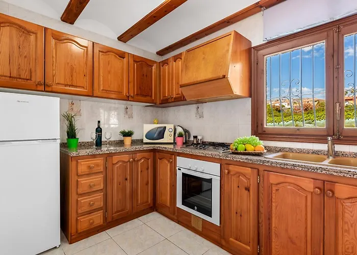 Agudin - Plusholidays Ifach